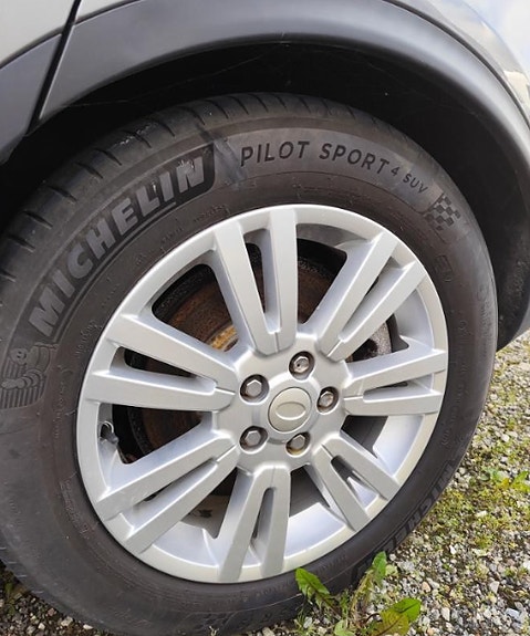 Land Rover Discovery 30 of 30