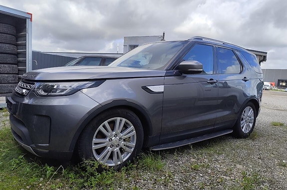 Land Rover Discovery 28 of 30