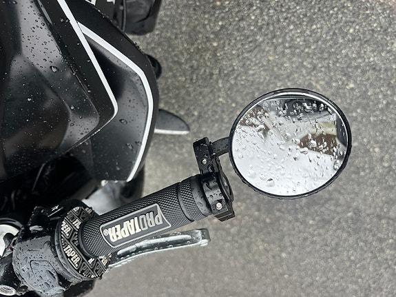Yamaha MT-125 10 of 11