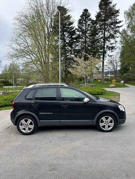 Volkswagen Polo 3 of 18