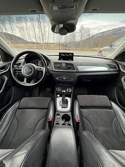 Audi Q3 17 of 30