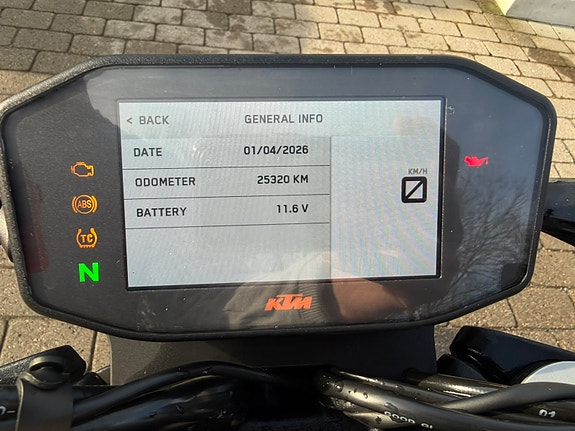KTM 790 Duke 9 of 9