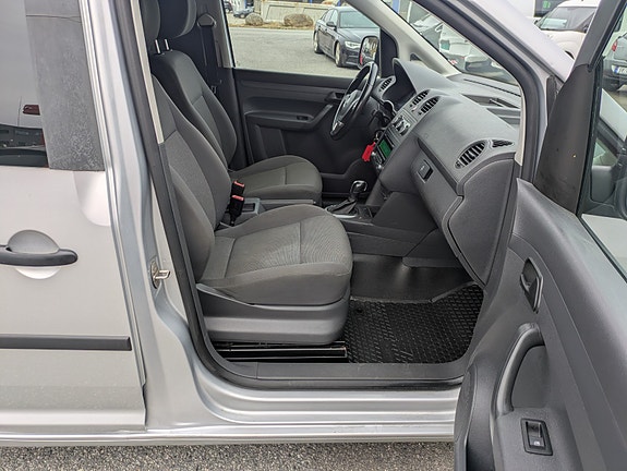 Volkswagen Caddy 16 of 22