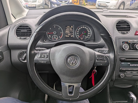 Volkswagen Caddy 10 of 22