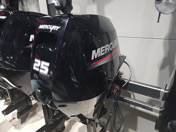 Mercury F 25 E EFI el.start // kontrollboks - BAKKENPRIS - Innbytte/kampanjepris 2 of 9