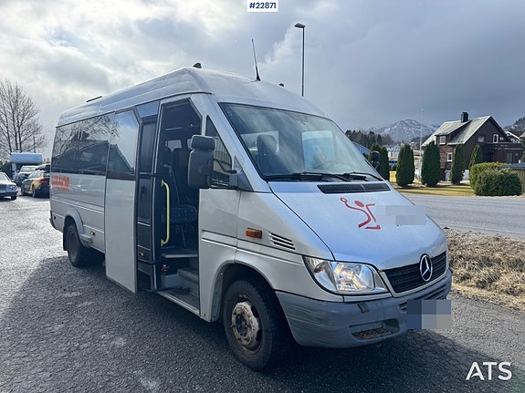 Mercedes-Benz Sprinter 416 CDI Minibuss – 17 seter – 2 sett dekk – godkjent! SE VIDEO