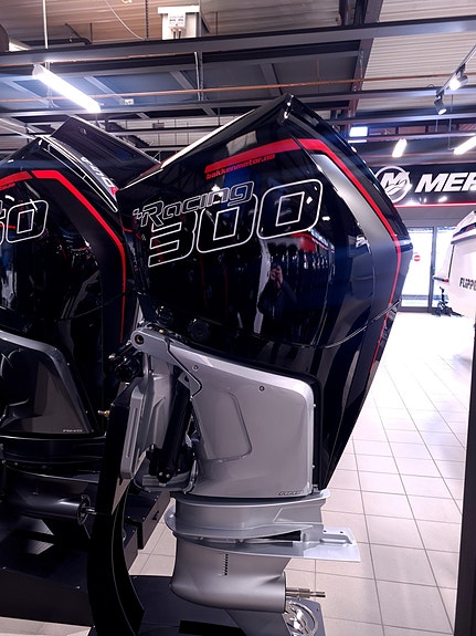 Mercury Racing 300R XL 4.6L AMS V8 - Re-power/Innbytte - Se prisen! 4 of 9
