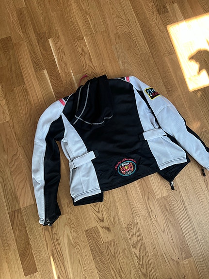 Product image 9 of 9
