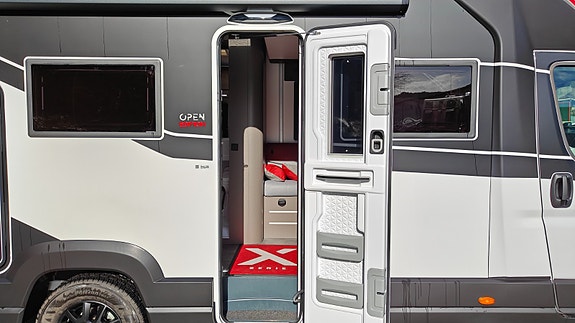 Challenger X250 636 Cm lengde og 210Cm Bredde / 9 Trins automat +++ 5 of 5