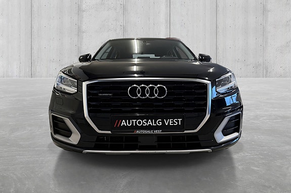 Audi Q2 2 of 5