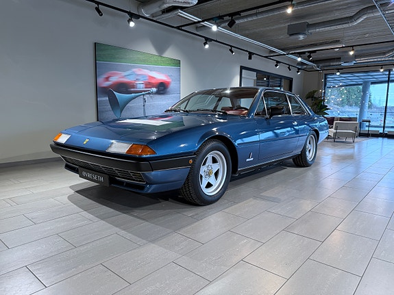 Ferrari 365 3 of 5