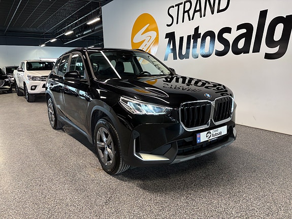 BMW X1 2 of 5