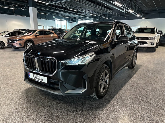 BMW X1 3 of 5