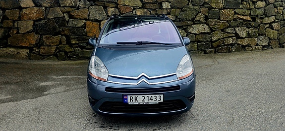 Citroen Grand C4 Picasso 2 of 5