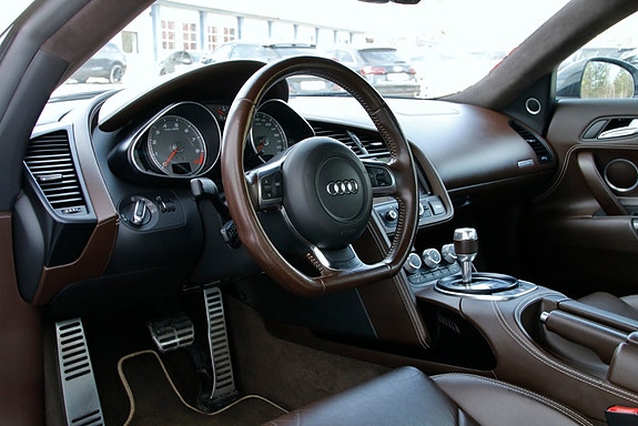 Audi R8 8 of 30