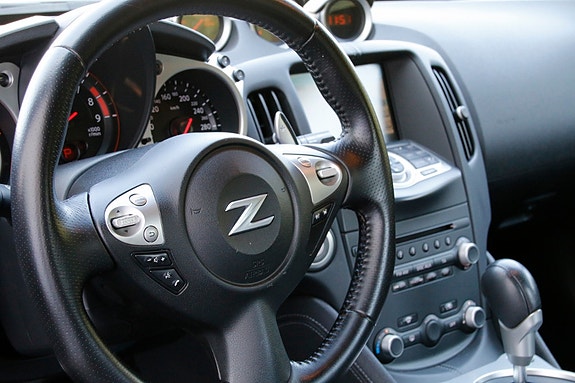 Nissan 370z 12 of 30