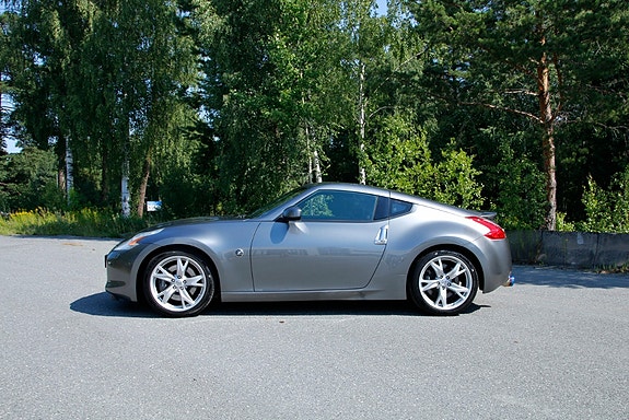 Nissan 370z 26 of 30