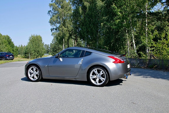Nissan 370z 27 of 30