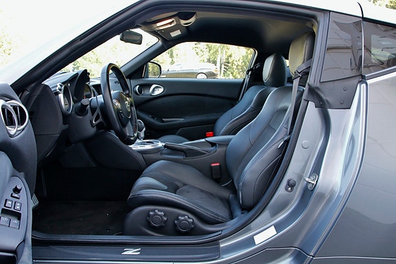 Nissan 370z 6 of 30