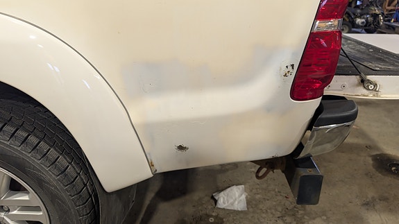 Toyota HiLux 20 of 26