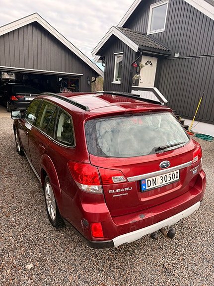 Subaru Outback 18 of 25
