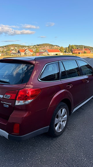 Subaru Outback 7 of 25