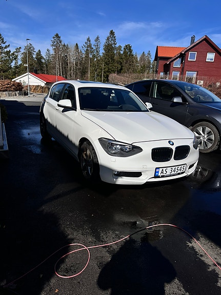 BMW 114I 2013 photo 4