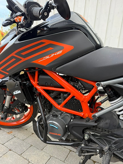 KTM 125 Duke 7 of 11