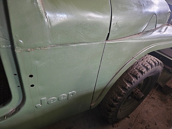 Jeep 7 of 12