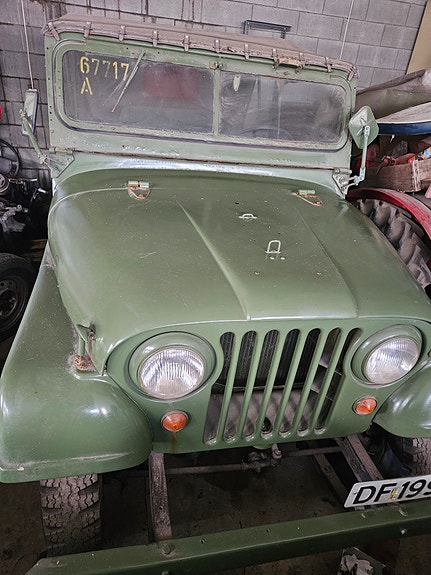 Jeep 12 of 12
