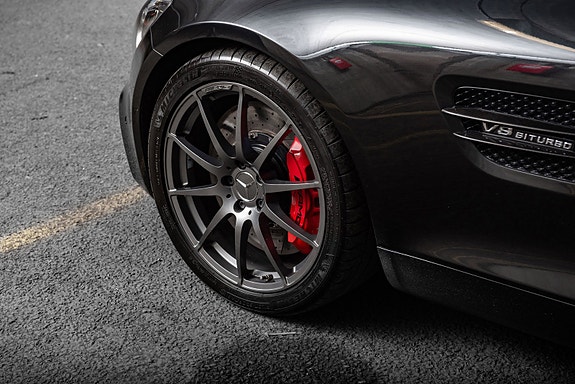 Mercedes-Benz AMG GT S 18 of 30