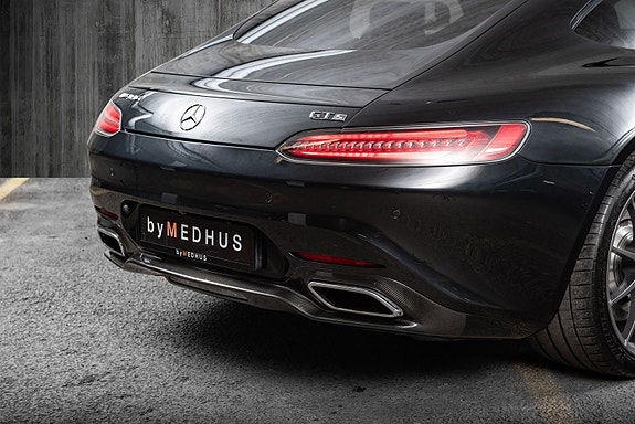 Mercedes-Benz AMG GT S 15 of 30