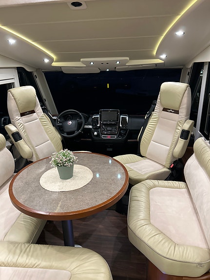 Carthago CHIC E-LINE I50 Linerclass 3 Aksel 5 of 30