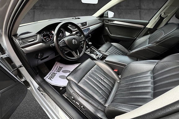 Skoda Superb 10 of 30