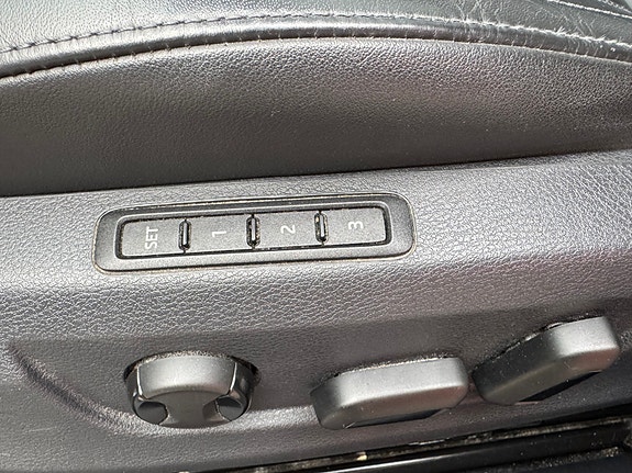 Skoda Superb 11 of 30