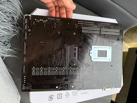 Product image 8 of 9