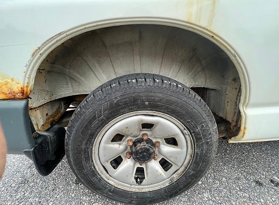 Toyota HiAce 15 of 19