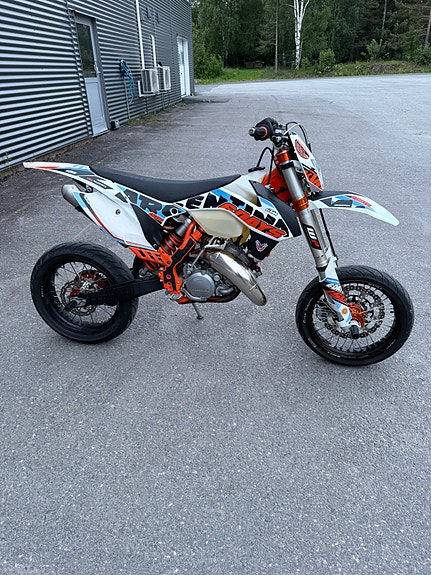KTM 125 EXC 2 of 10