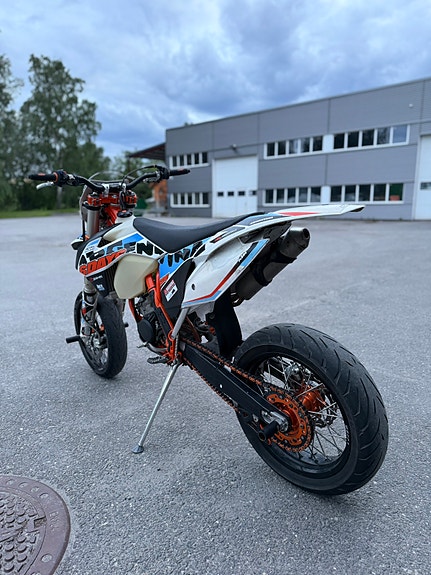 KTM 125 EXC 4 of 10