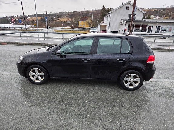 Volkswagen Golf VI 5 of 5