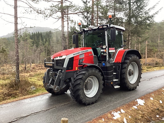 Massey Ferguson MF 8S.265