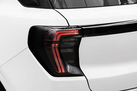 Ford Explorer 7 of 30