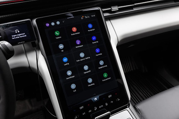 Ford Explorer 17 of 30