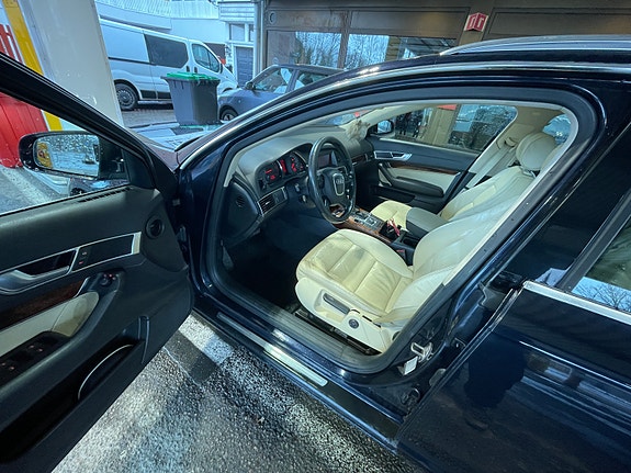 Audi A6 17 of 19
