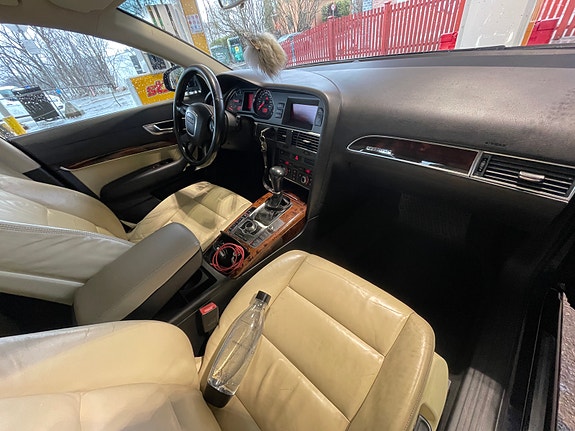 Audi A6 12 of 19