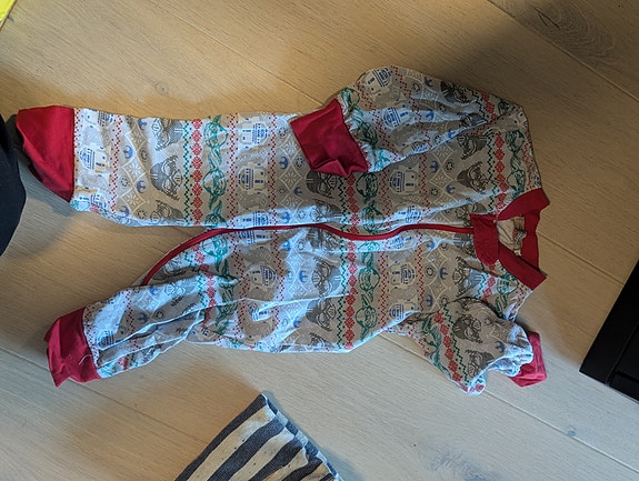 Product image 2 of 7