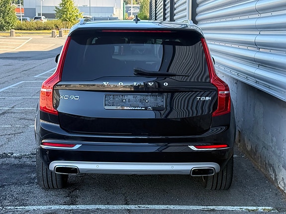 Volvo XC90 7 of 30