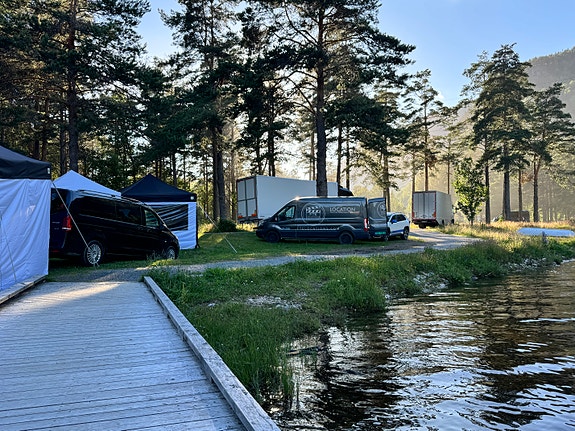 Base fra Dacia produksjon i Telemark.