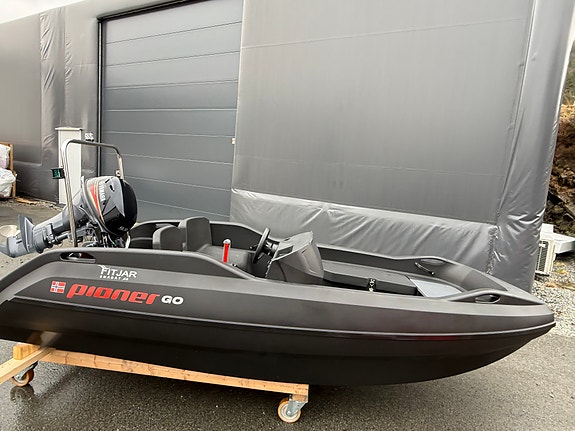 Pioner Go Black Edition med Yamaha F9,9/15 Sport 6 of 6