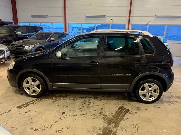 Volkswagen Polo 3 of 5